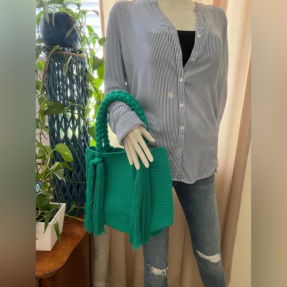 Classic Boho Chic Teal  Top Handle Wayuu Bag - Handwoven Trendy Tote Bag - Picture 6 of 7